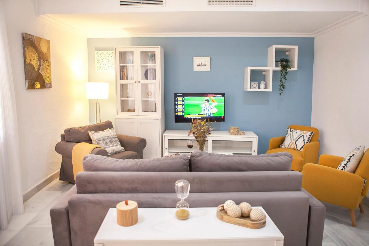 Apartamentos Rg Arenal II Sevilla Kültér fotó