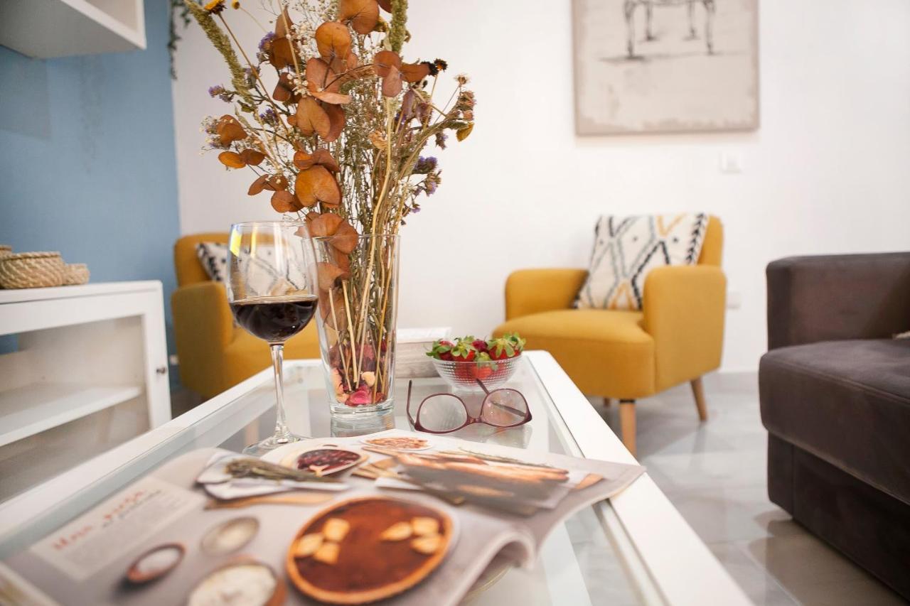 Apartamentos Rg Arenal II Sevilla Kültér fotó